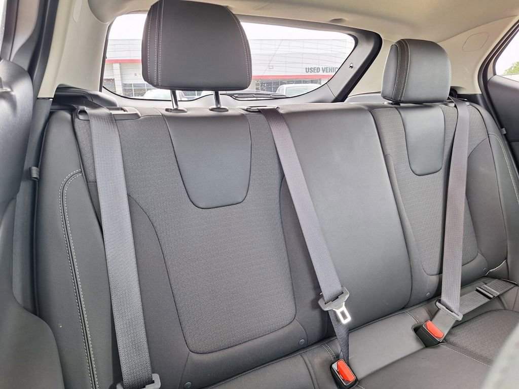 Used 2025 Buick Encore GX Preferred image 27