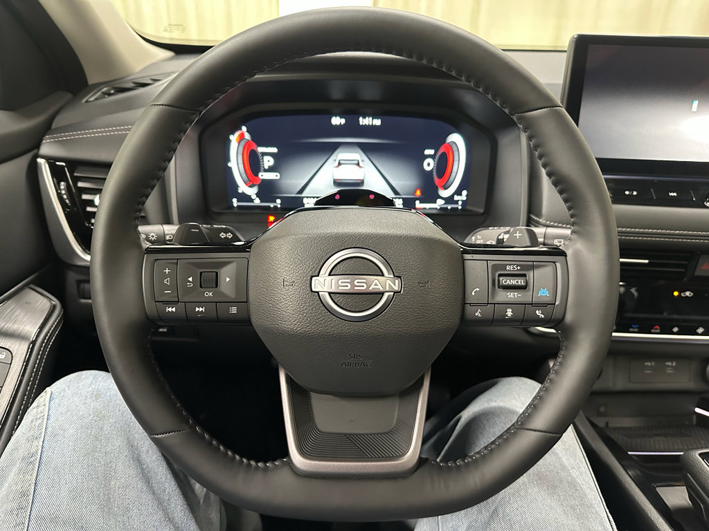 Used 2025 Nissan Rogue SL w/ Tech Package AWD/4WD image 25