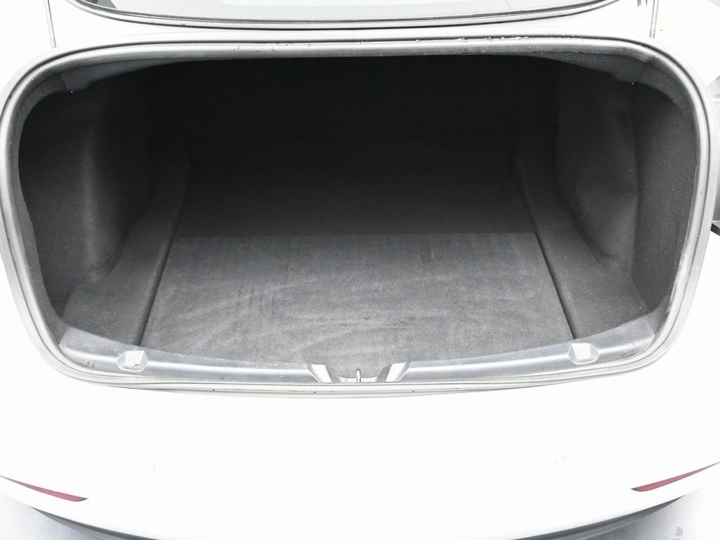 Used 2020 Tesla Model 3 Standard Range Plus image 12