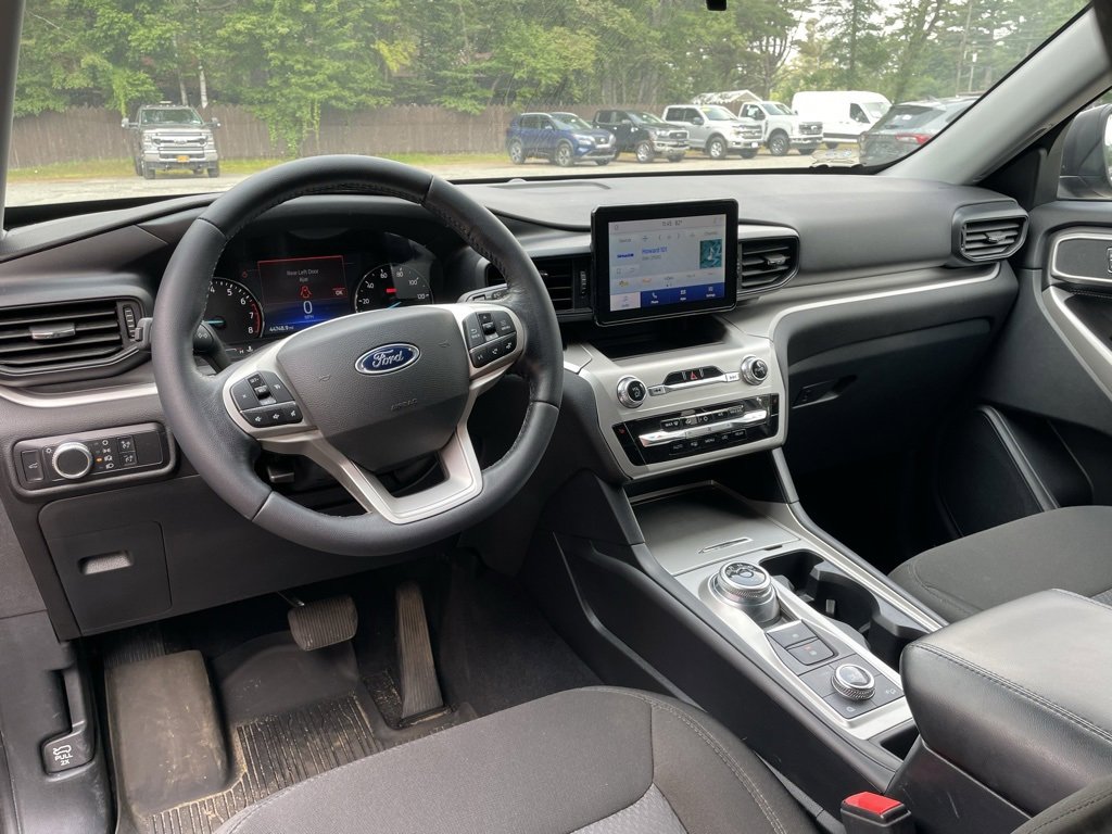 Certified 2022 Ford Explorer XLT image 8