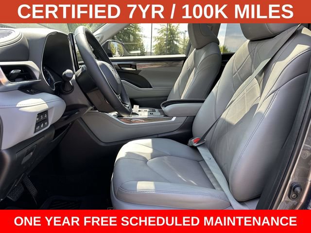 Used 2022 Toyota Highlander Platinum AWD/4WD image 14