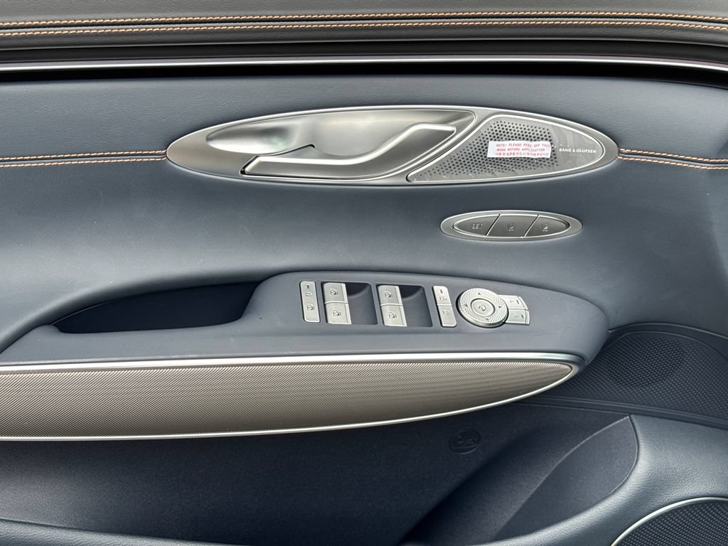 New 2026 Genesis GV70 3.5T Sport Advanced AWD/4WD image 12