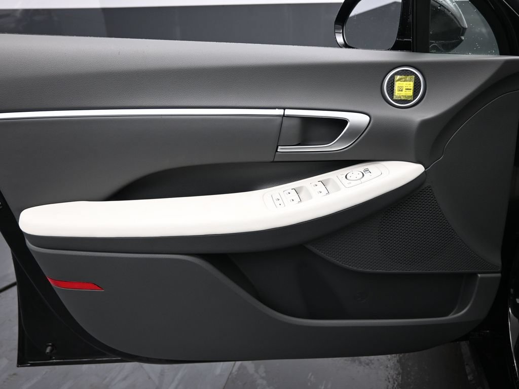 New 2026 Hyundai Sonata SEL AWD/4WD image 22