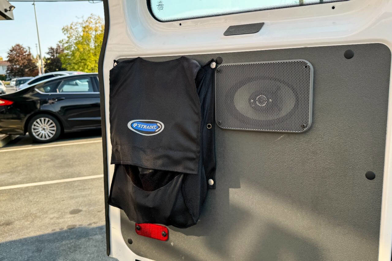 Used 2011 Ford E-350 and Econoline 350 Extended Super Duty w/ PWR Group image 23