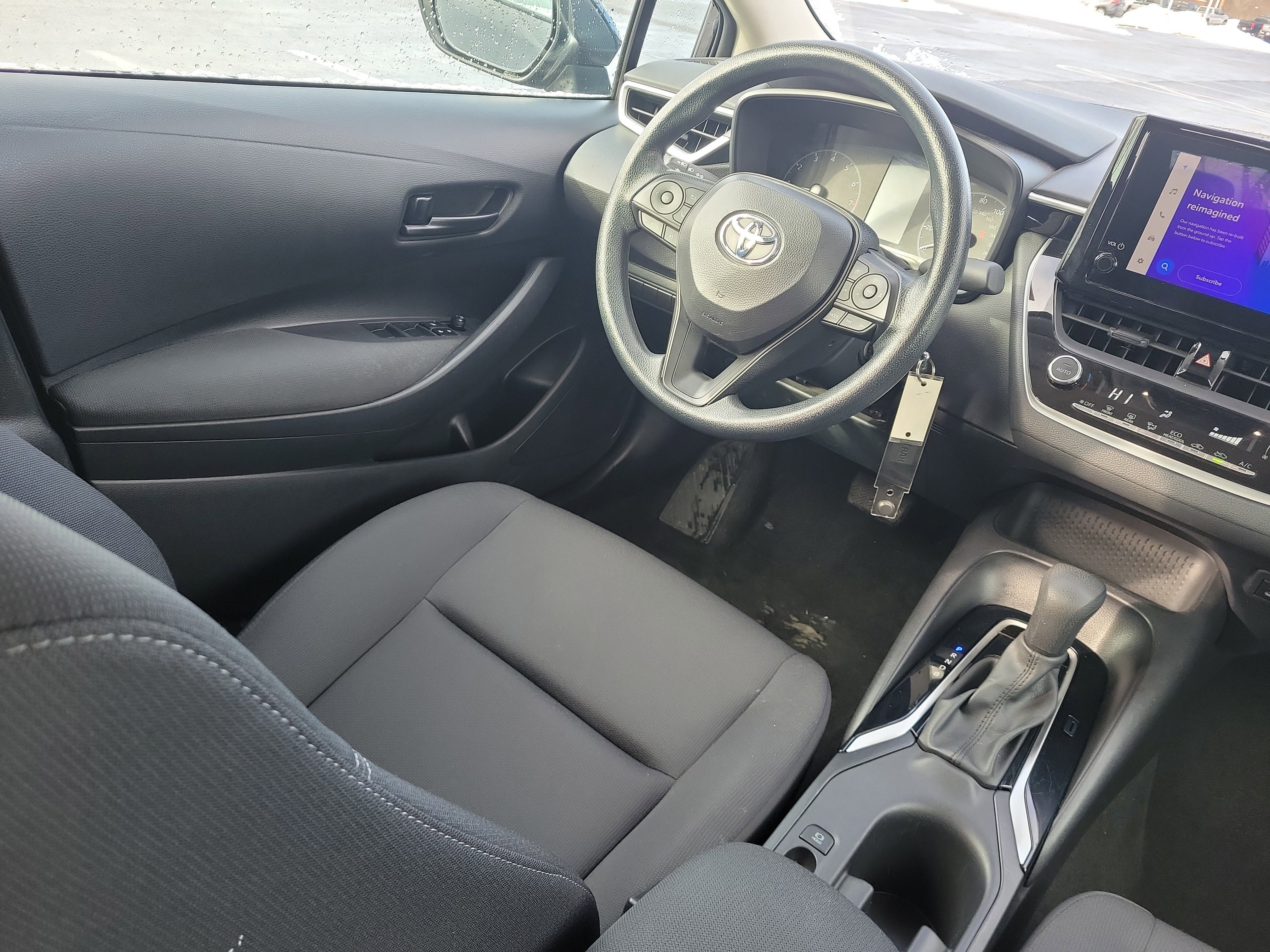 Used 2024 Toyota Corolla LE image 15