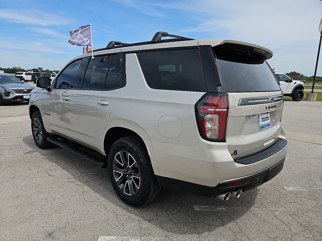 Used 2022 Chevrolet Tahoe Z71 w/ Z71 Off-Road Package AWD/4WD image 4