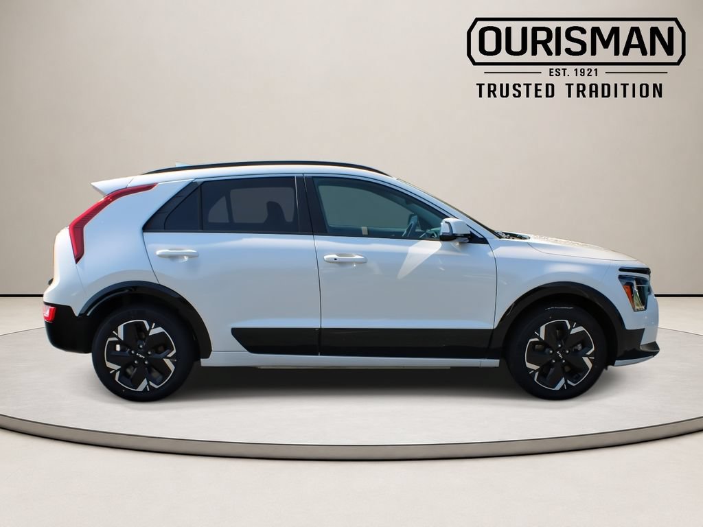 Used 2024 Kia Niro Wind w/ Wind Preserve Package FWD image 10