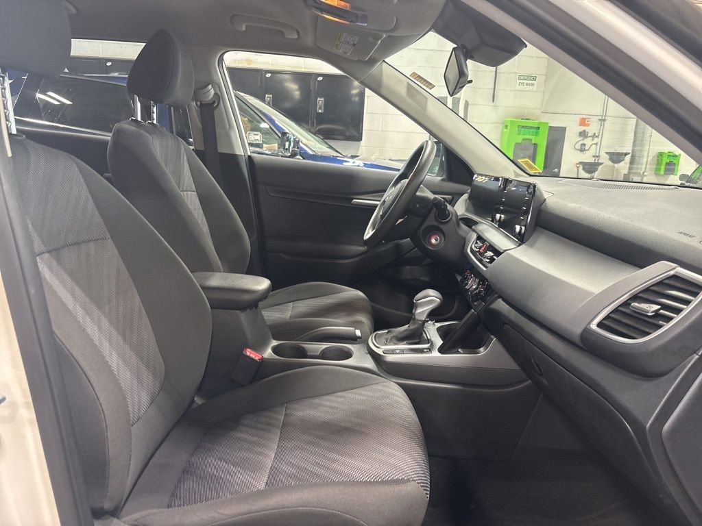 Certified 2024 Kia Seltos LX image 16