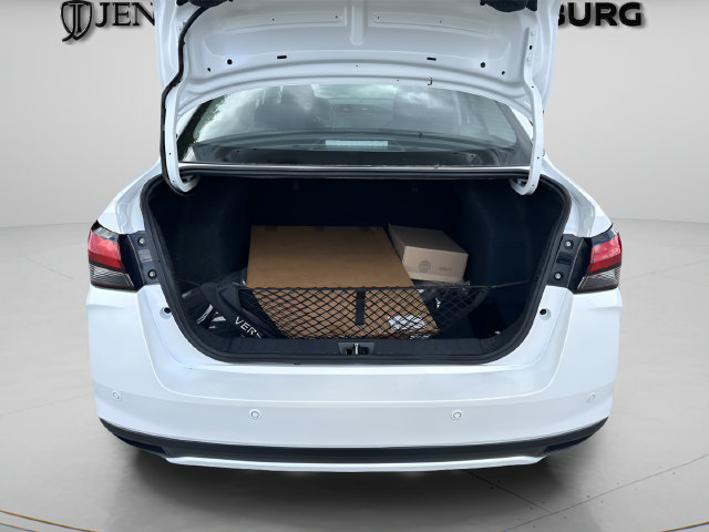 Certified 2025 Nissan Versa SR w/ Trunk Package FWD image 31