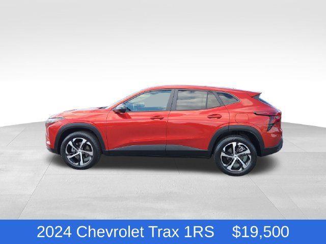 Certified 2024 Chevrolet Trax RS FWD image 2