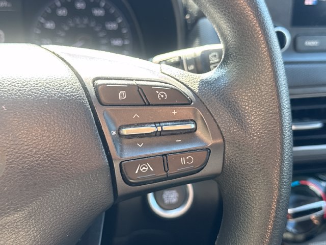 Used 2023 Hyundai Kona SEL FWD image 28