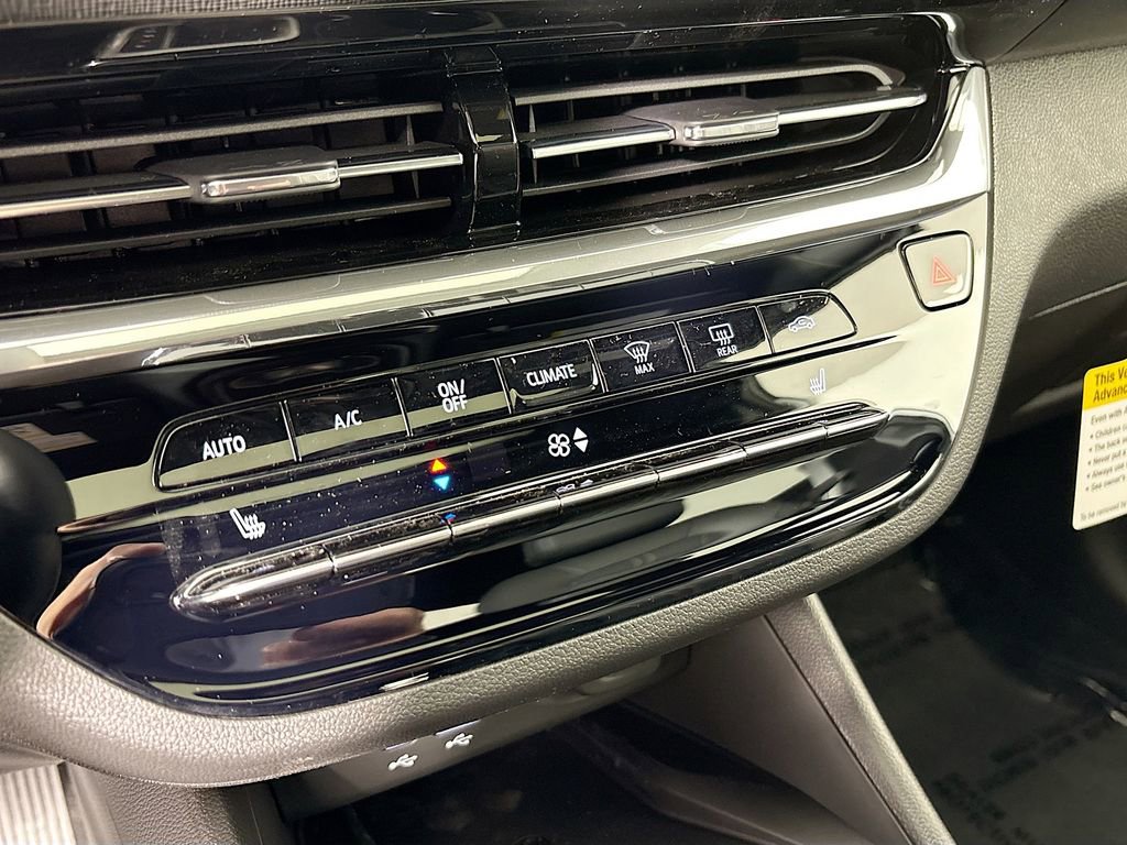 New 2026 Buick Envista Avenir FWD image 15