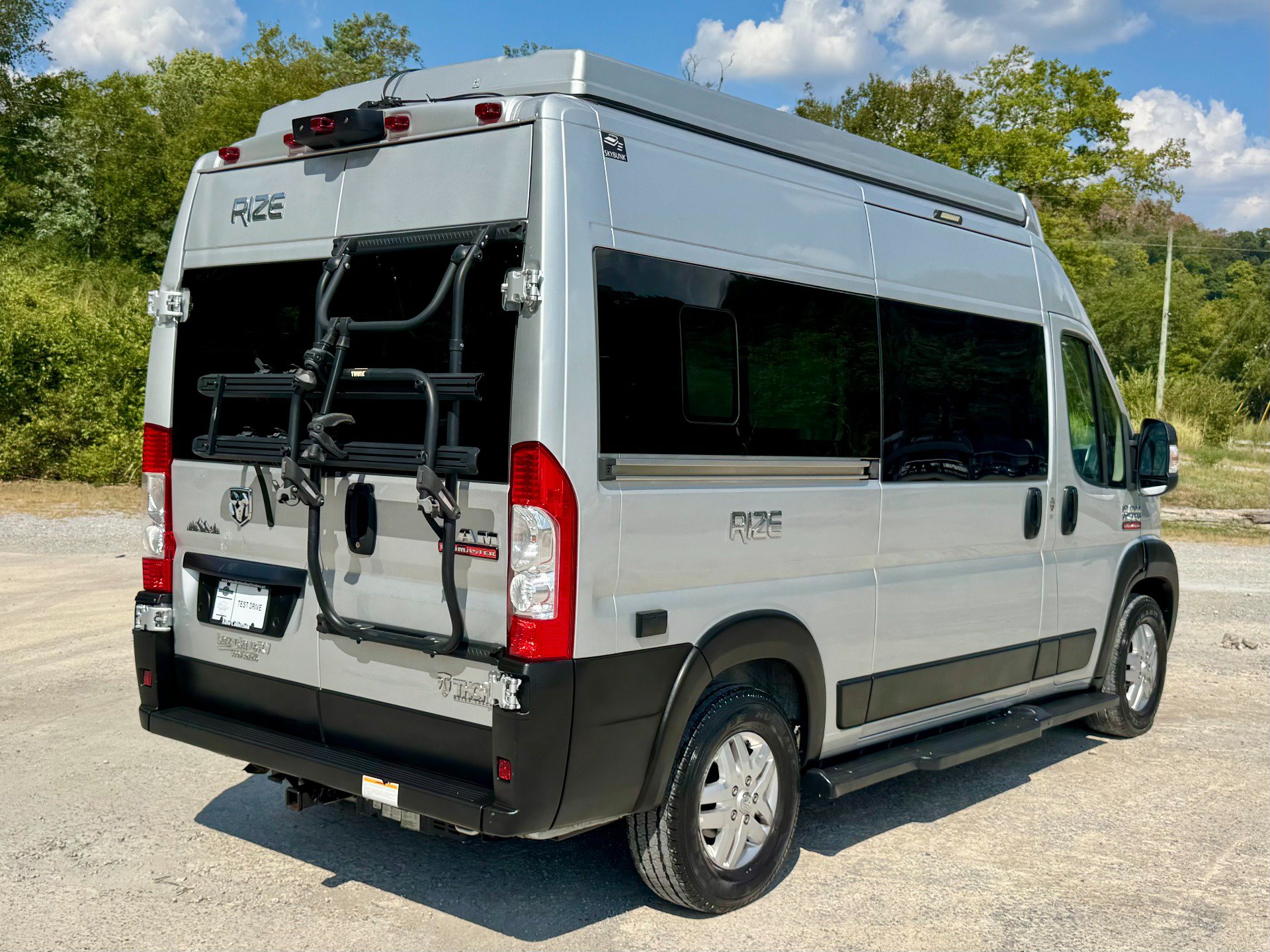 Used 2021 RAM ProMaster 1500 w/ Convenience Group FWD image 3