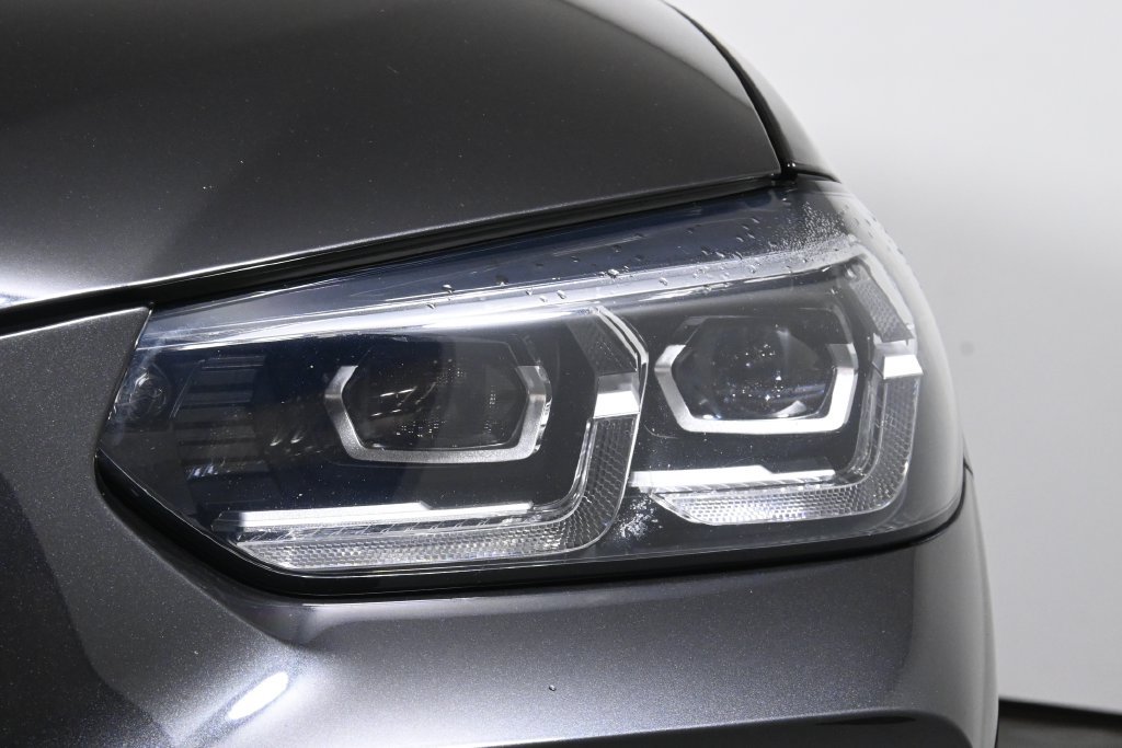 Certified 2024 BMW X3 xDrive30i w/ Premium Package w/ZPA AWD/4WD image 11