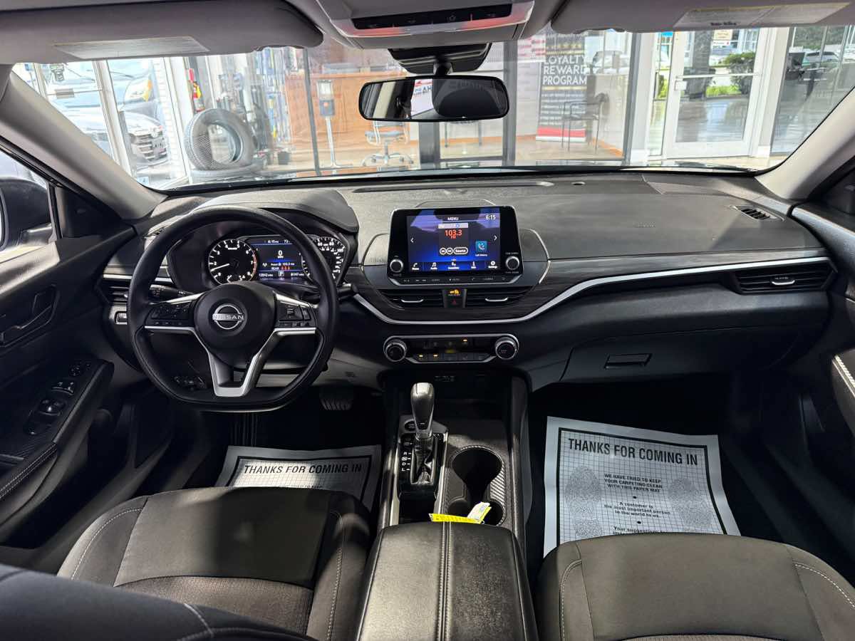 Used 2026 Nissan Altima 2.5 SV FWD image 26