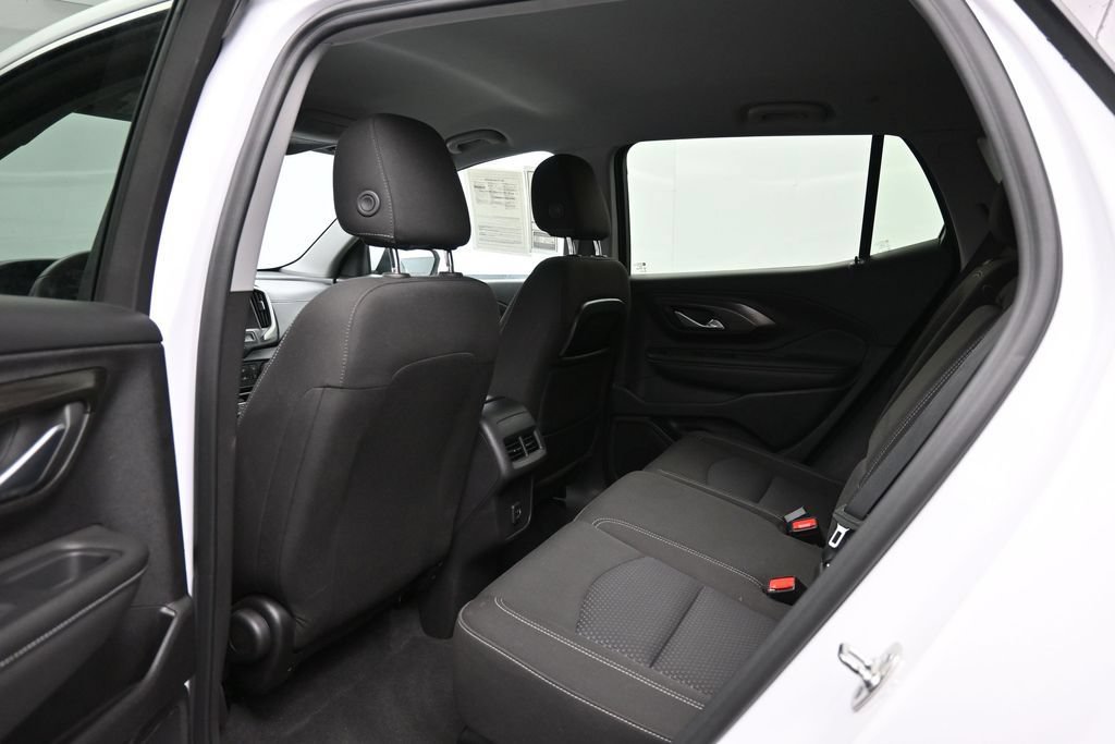 Used 2024 GMC Terrain SLE AWD/4WD image 23