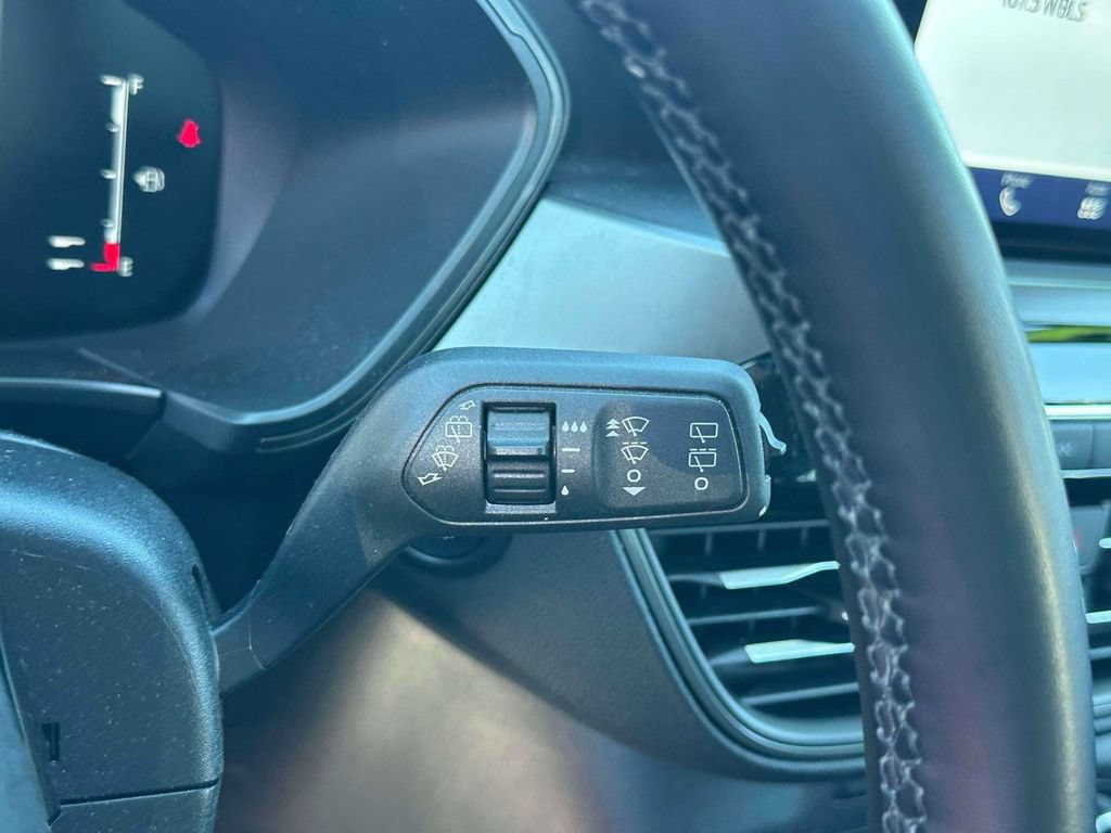 Used 2023 Ford Escape Active AWD/4WD image 24