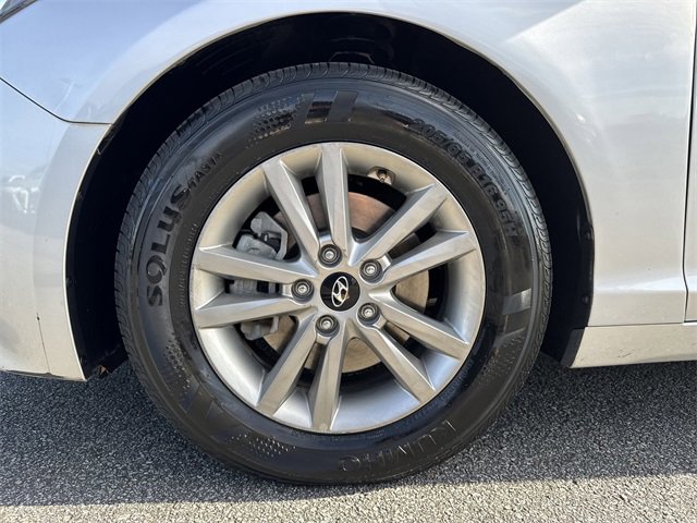 Used 2016 Hyundai Sonata SE image 11