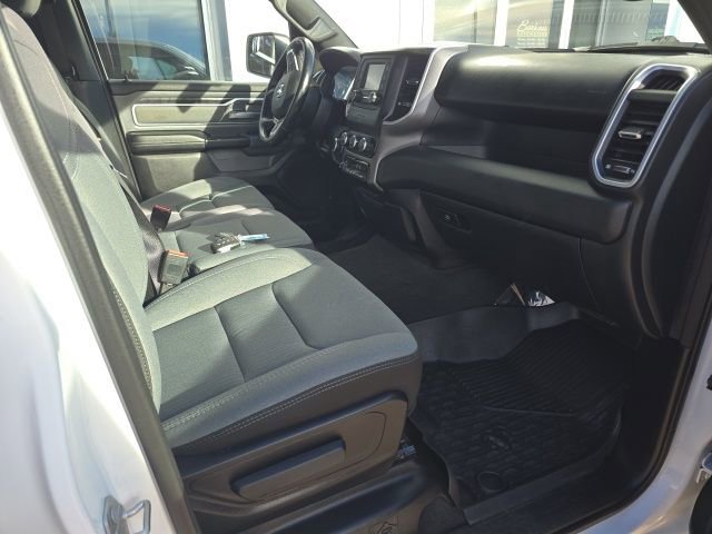 Used 2022 RAM 1500 Big Horn AWD/4WD image 4