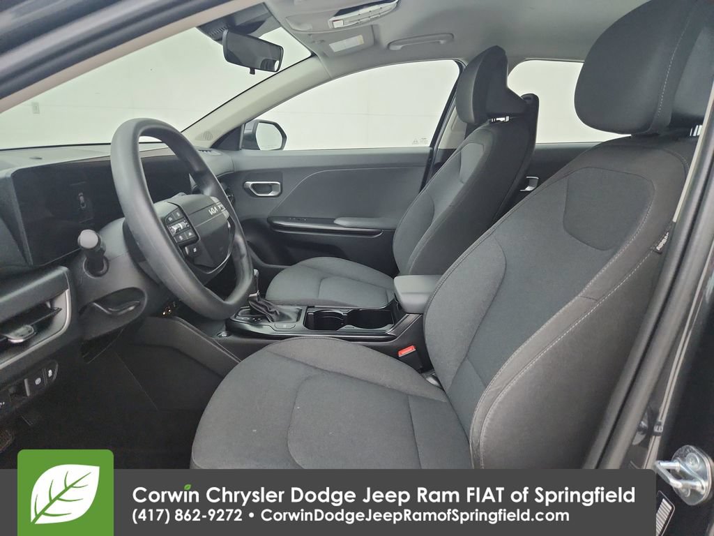 Used 2025 Kia K4 FWD image 18