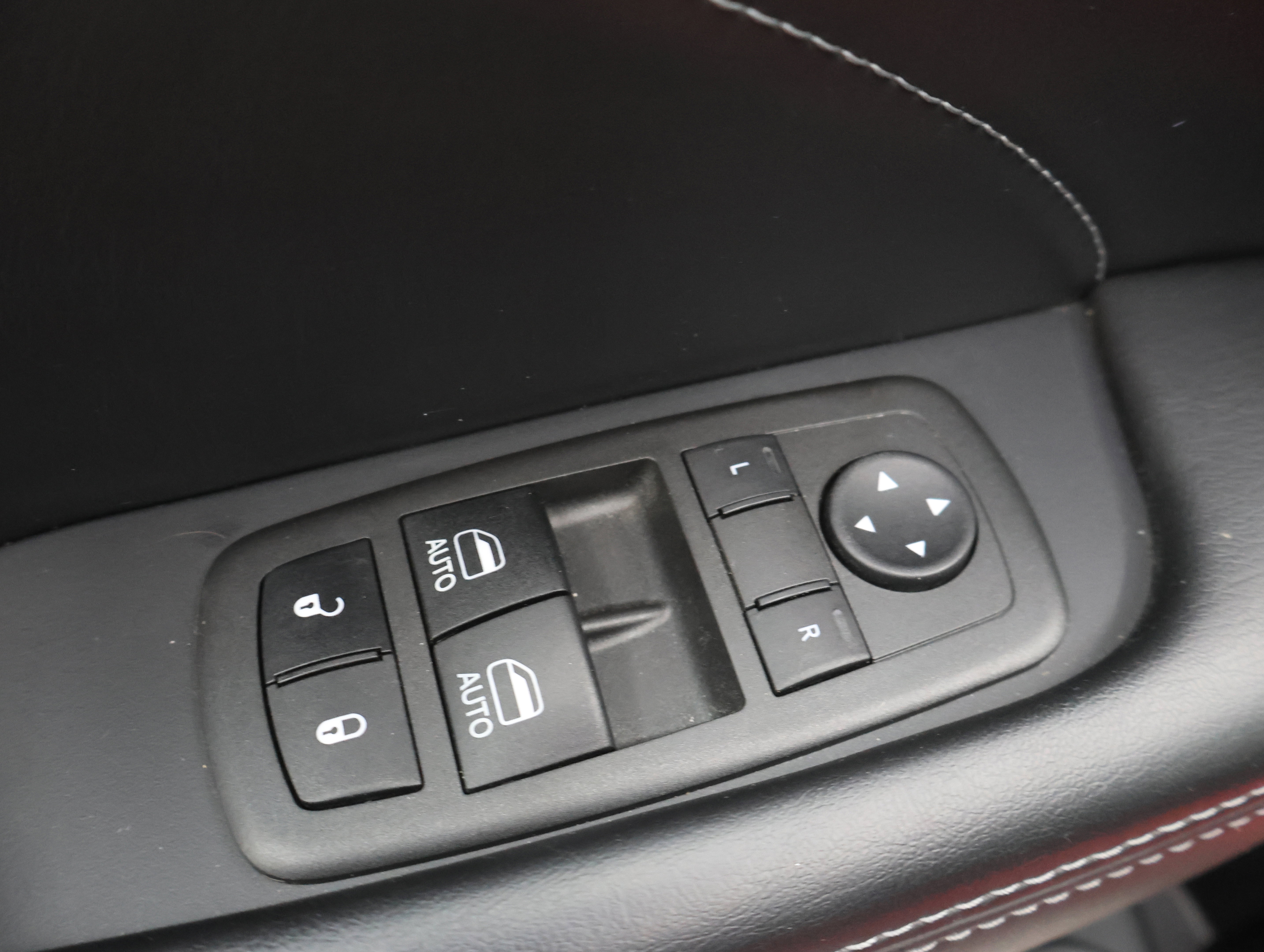 Used 2022 Dodge Challenger R/T w/ Plus Package RWD image 36