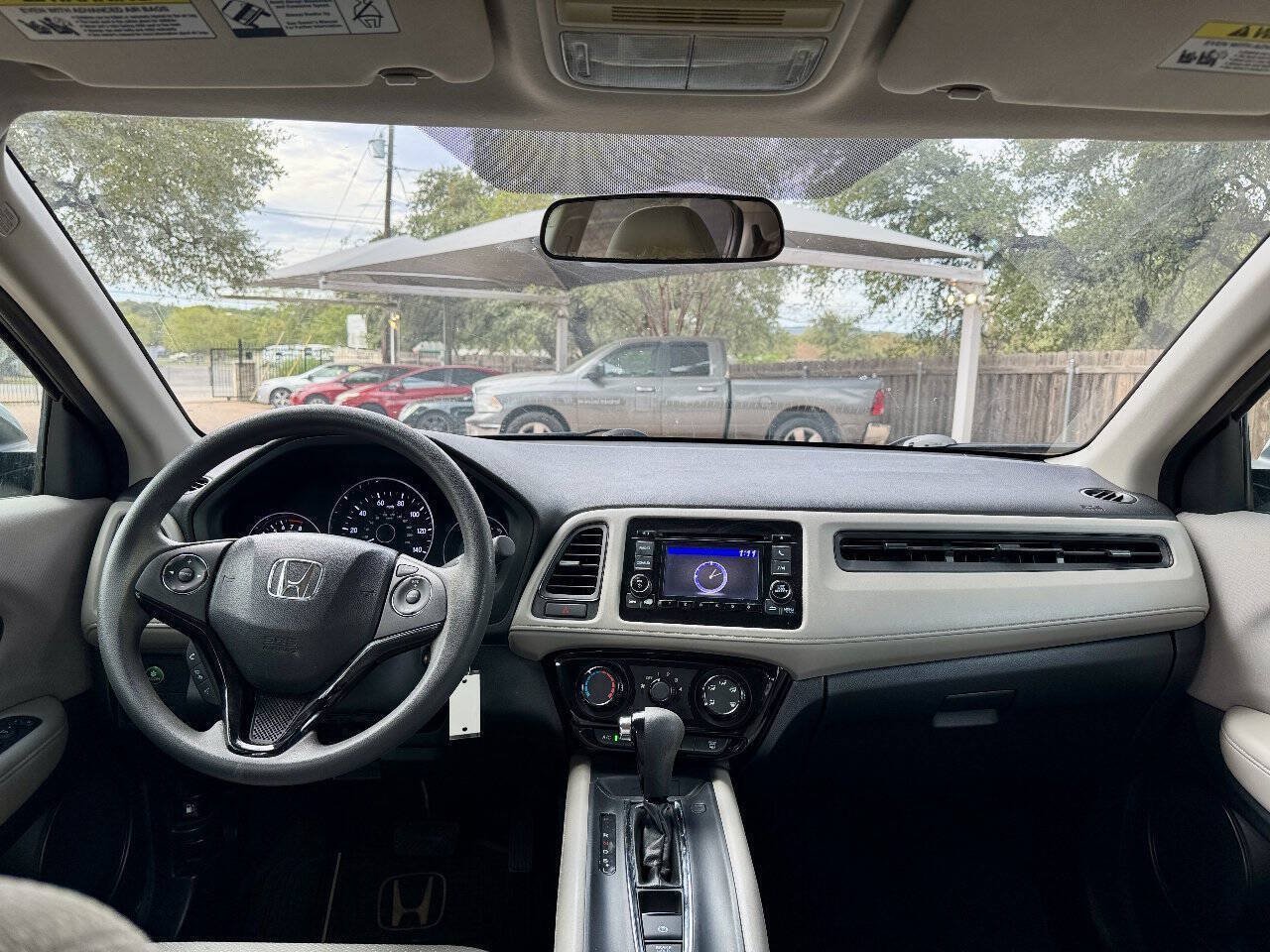 Used 2016 Honda HR-V LX image 12