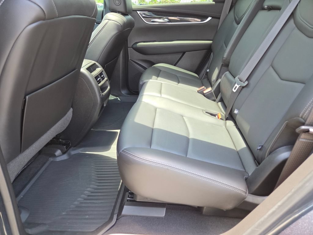 Used 2021 Cadillac XT5 Premium Luxury FWD image 22