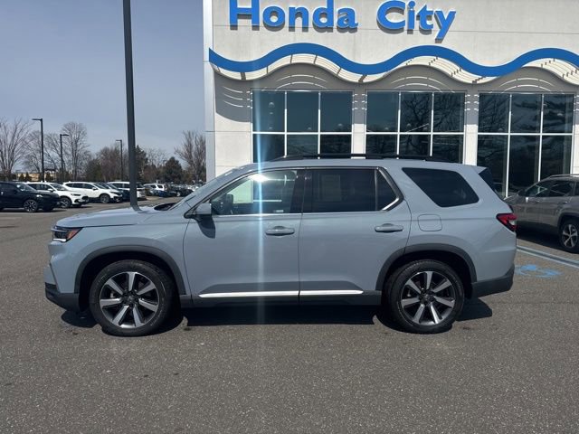 Certified 2023 Honda Pilot Touring image 5