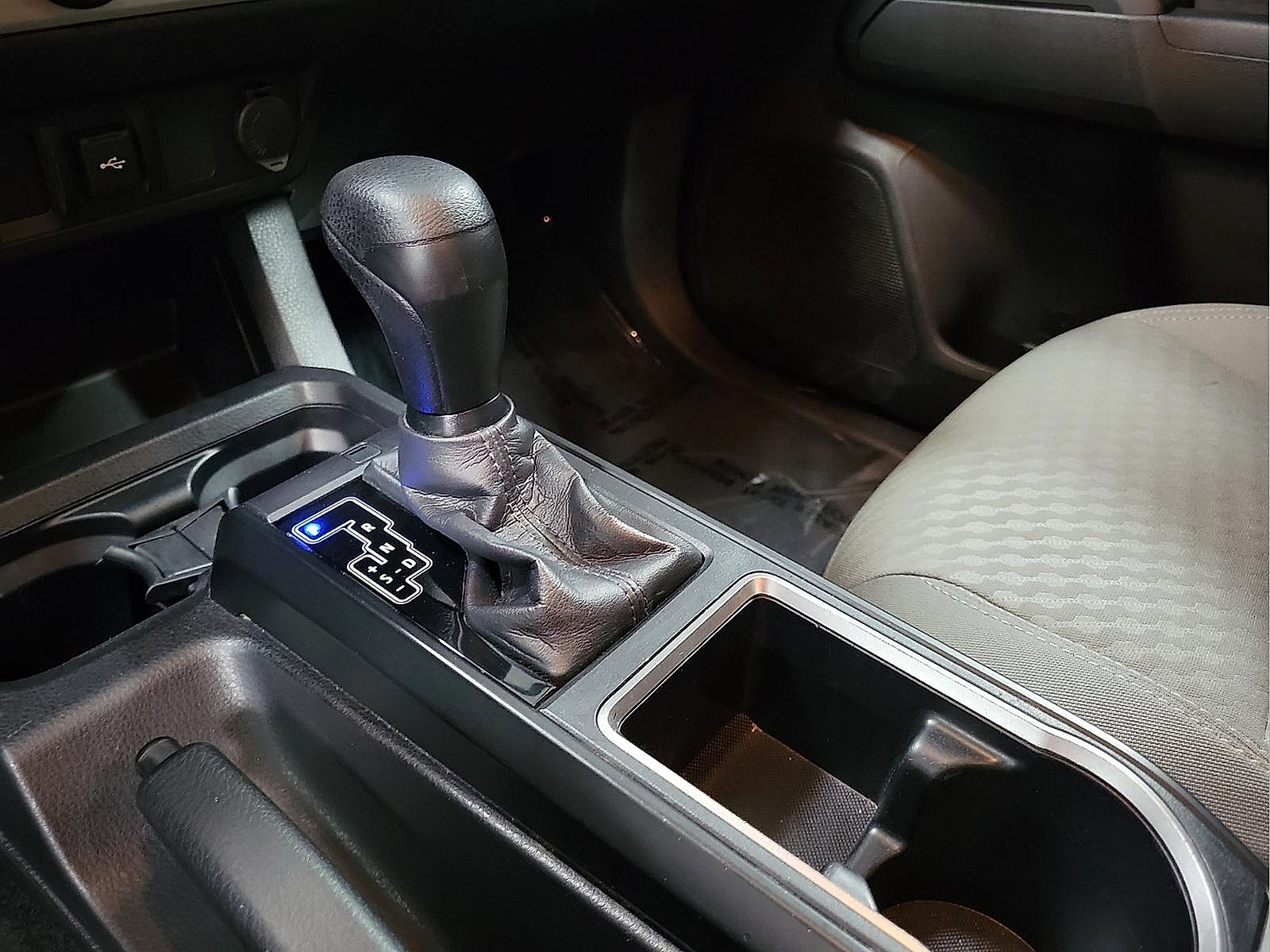 Certified 2023 Toyota Tacoma SR RWD image 18