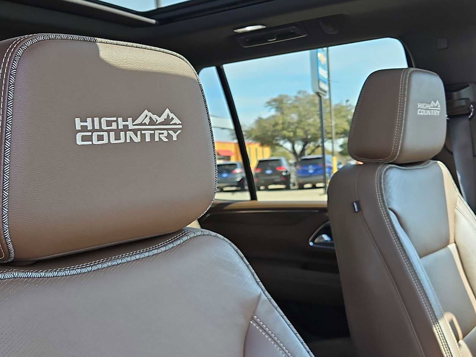 Used 2023 Chevrolet Tahoe High Country image 18