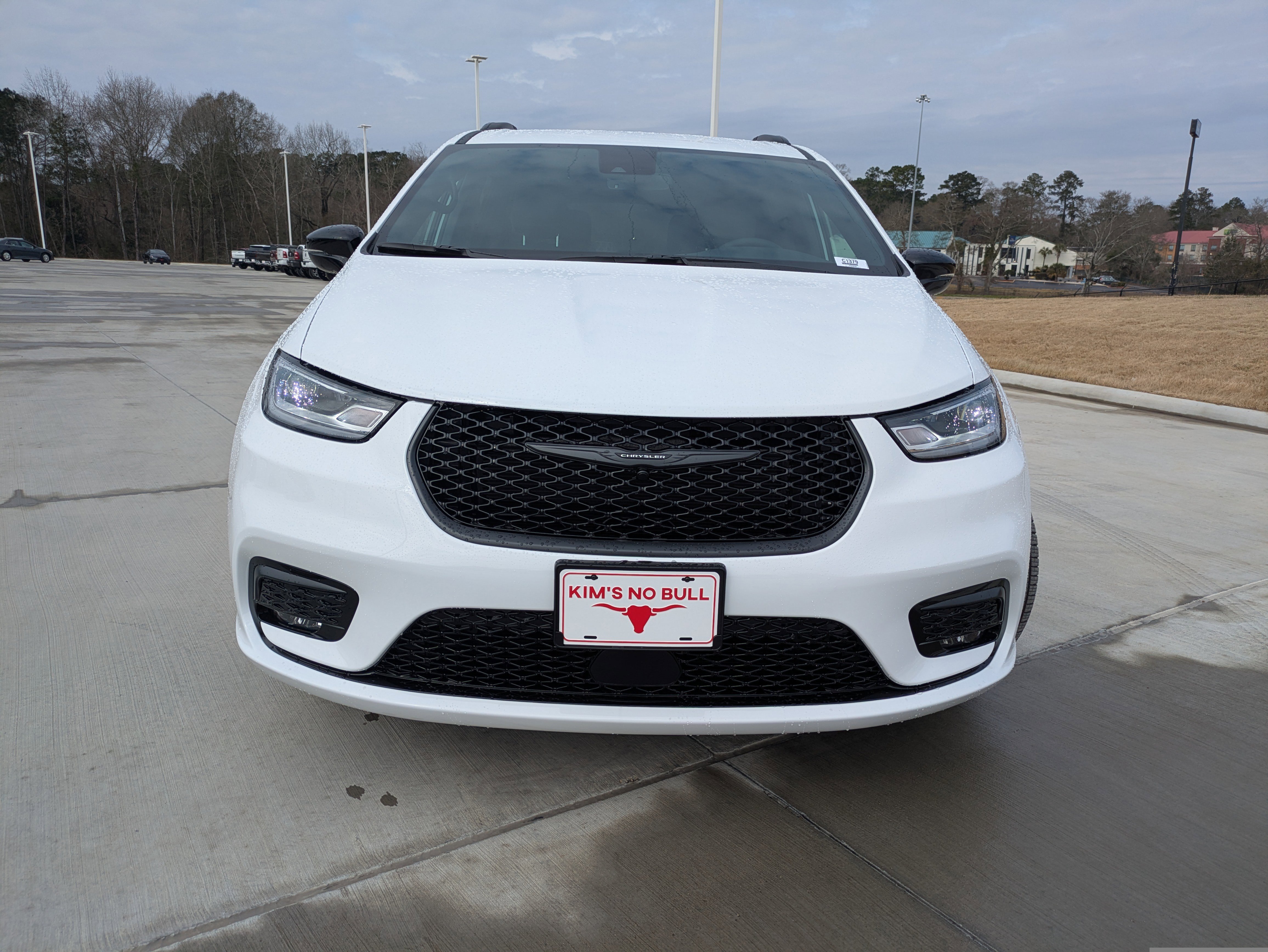 New 2026 Chrysler Pacifica Select w/ S Appearance Package FWD image 2