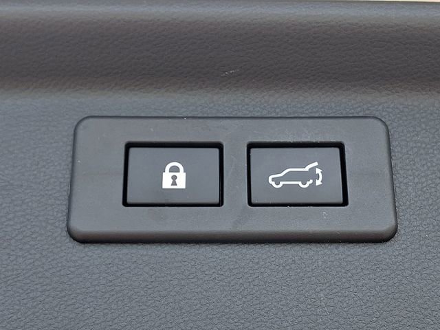 Used 2024 Subaru Forester Touring AWD/4WD image 31