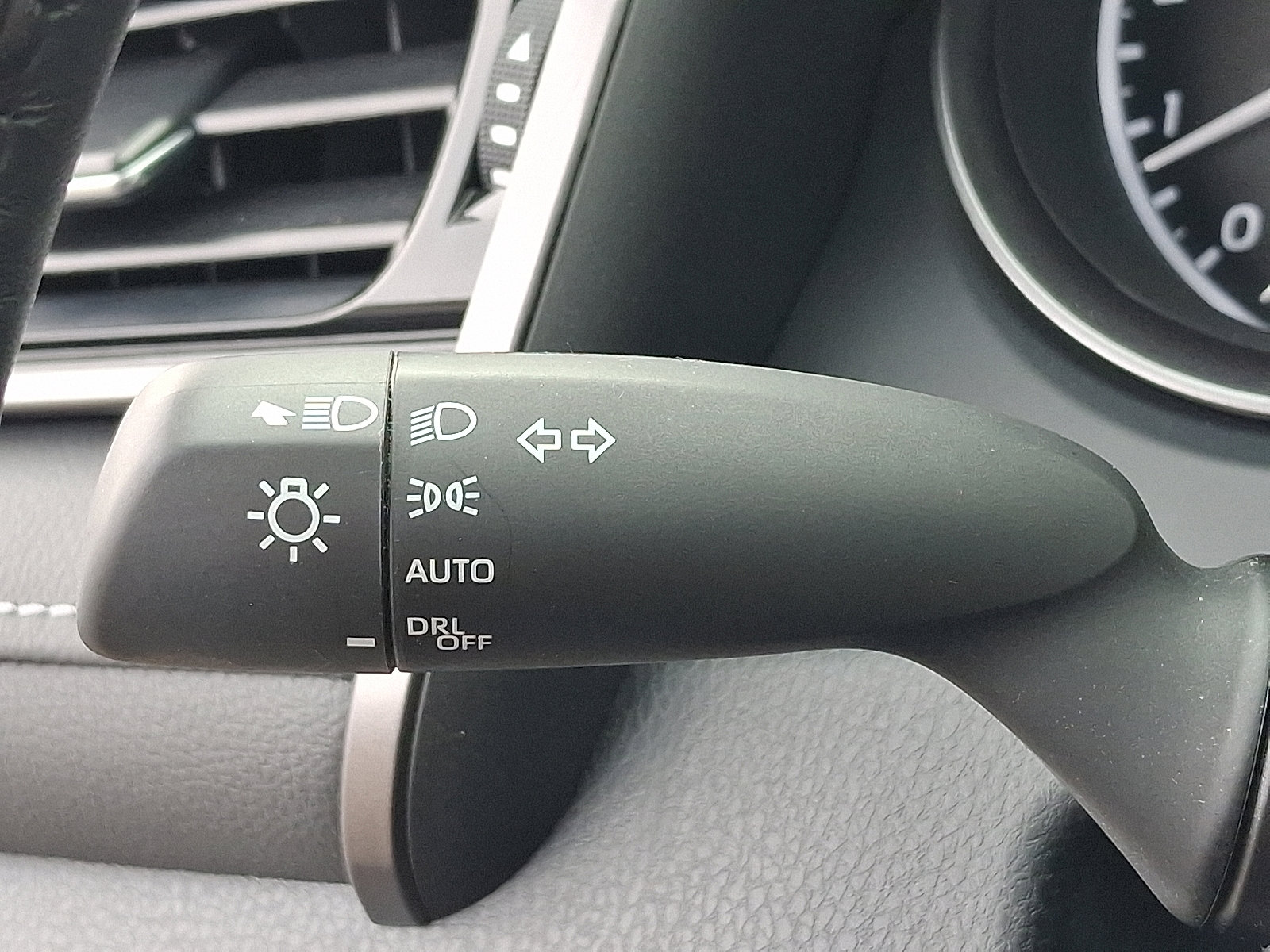 Certified 2024 Toyota Camry SE w/ Cold Weather Package AWD/4WD image 27