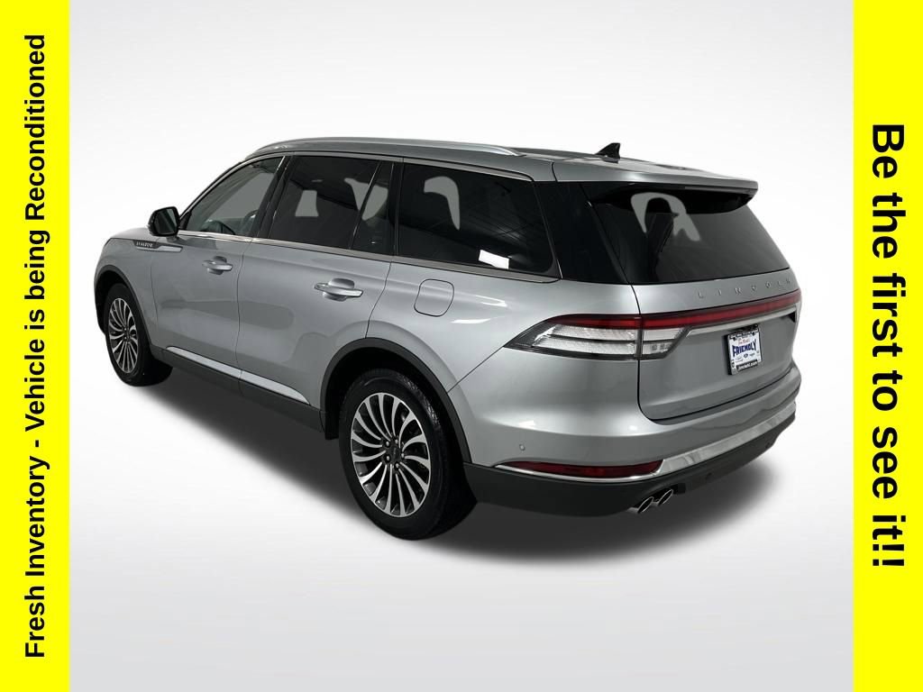 Used 2023 Lincoln Aviator Reserve w/ Equipment Group 201A image 3