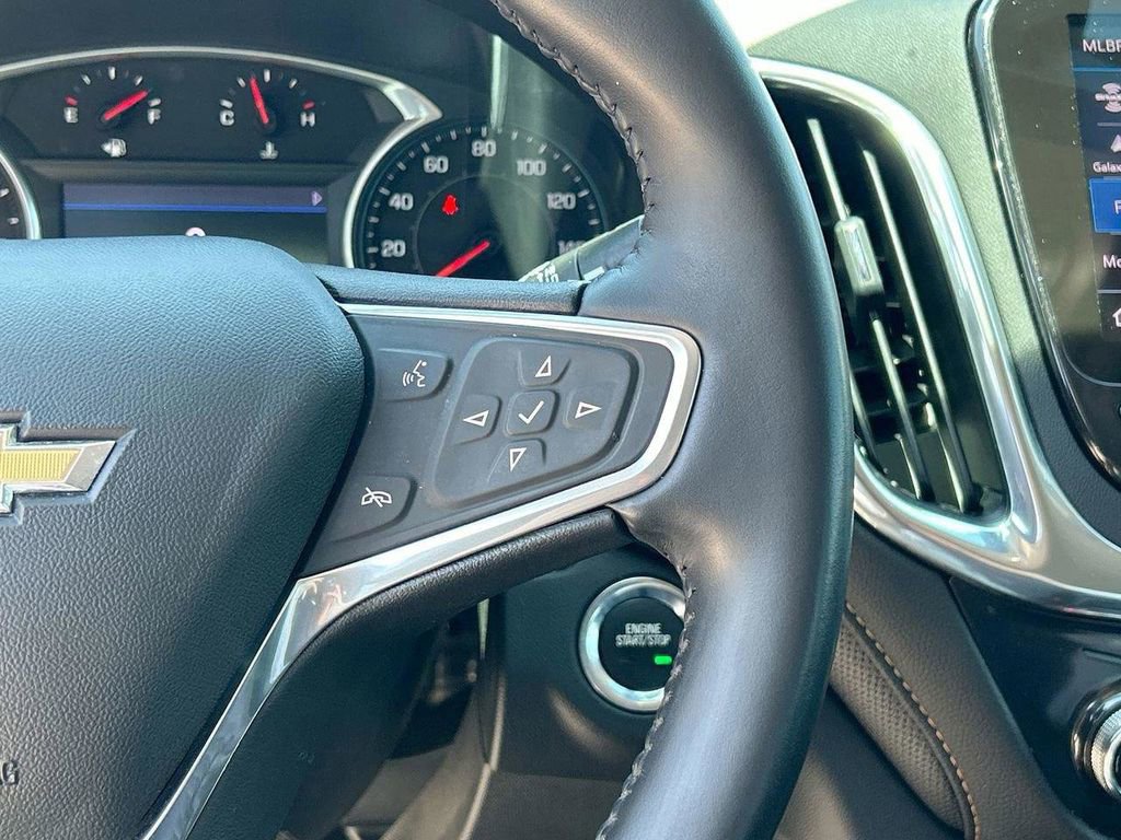Used 2022 Chevrolet Equinox Premier FWD image 31