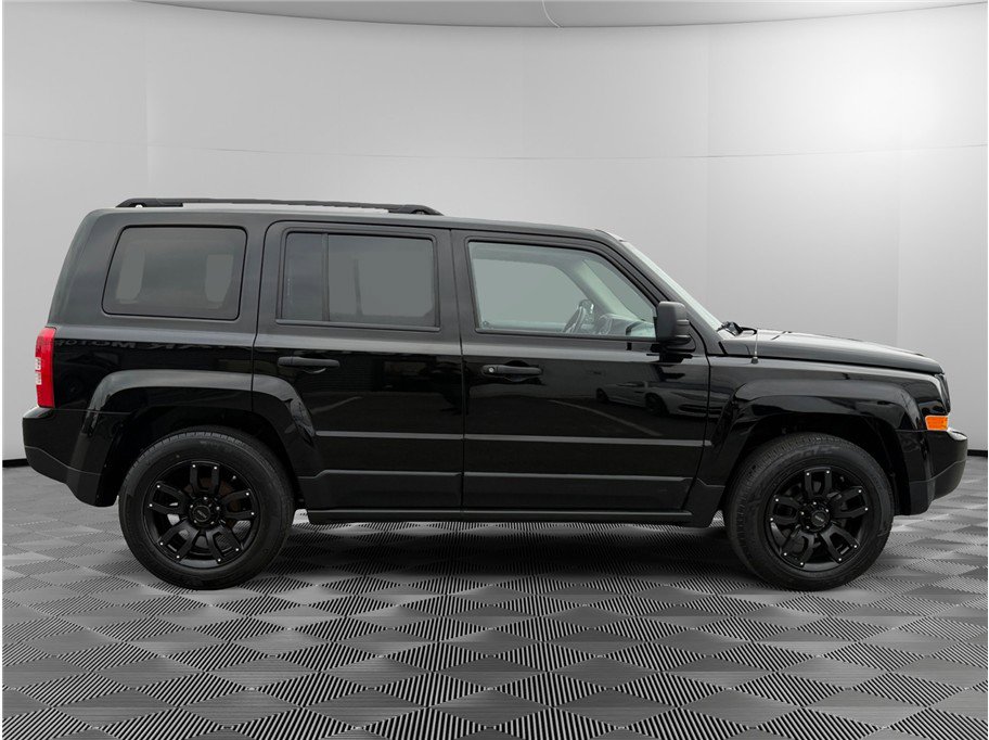 Used 2012 Jeep Patriot Sport image 6
