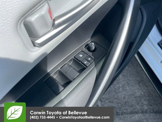 Used 2023 Toyota Corolla SE image 19
