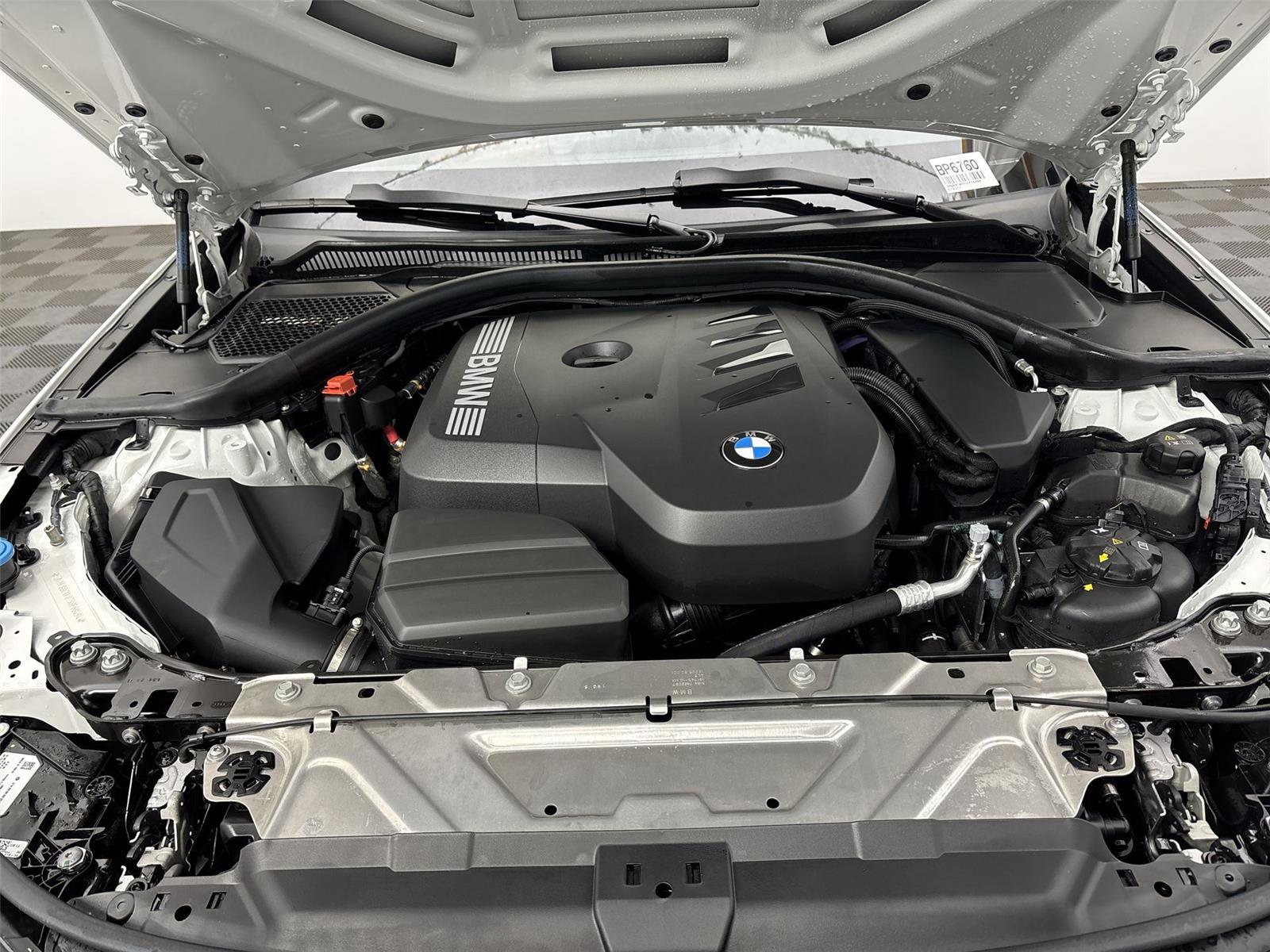 Used 2025 BMW 330i xDrive Sedan w/ M Sport Package AWD/4WD image 20