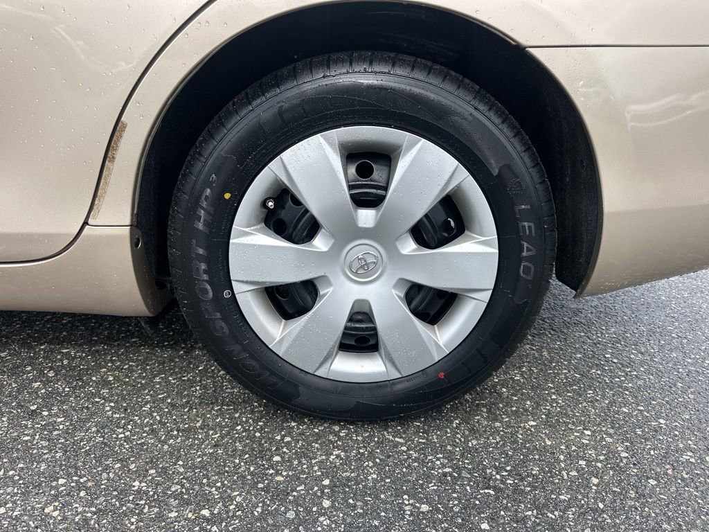 Used 2009 Toyota Camry LE image 22