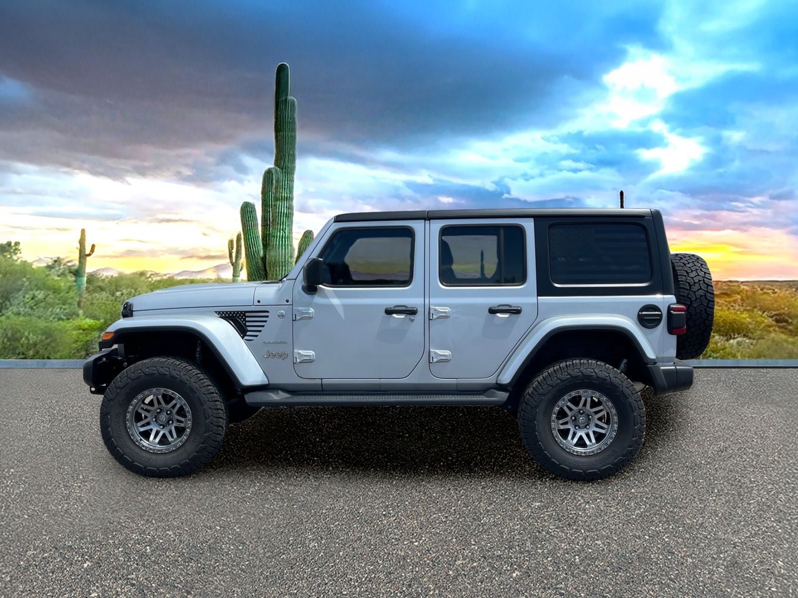 Used 2023 Jeep Wrangler Unlimited Sahara w/ LED Lighting Group AWD/4WD image 3