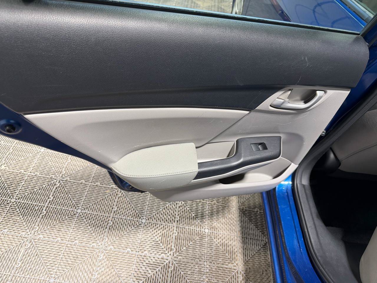 Used 2014 Honda Civic LX image 23
