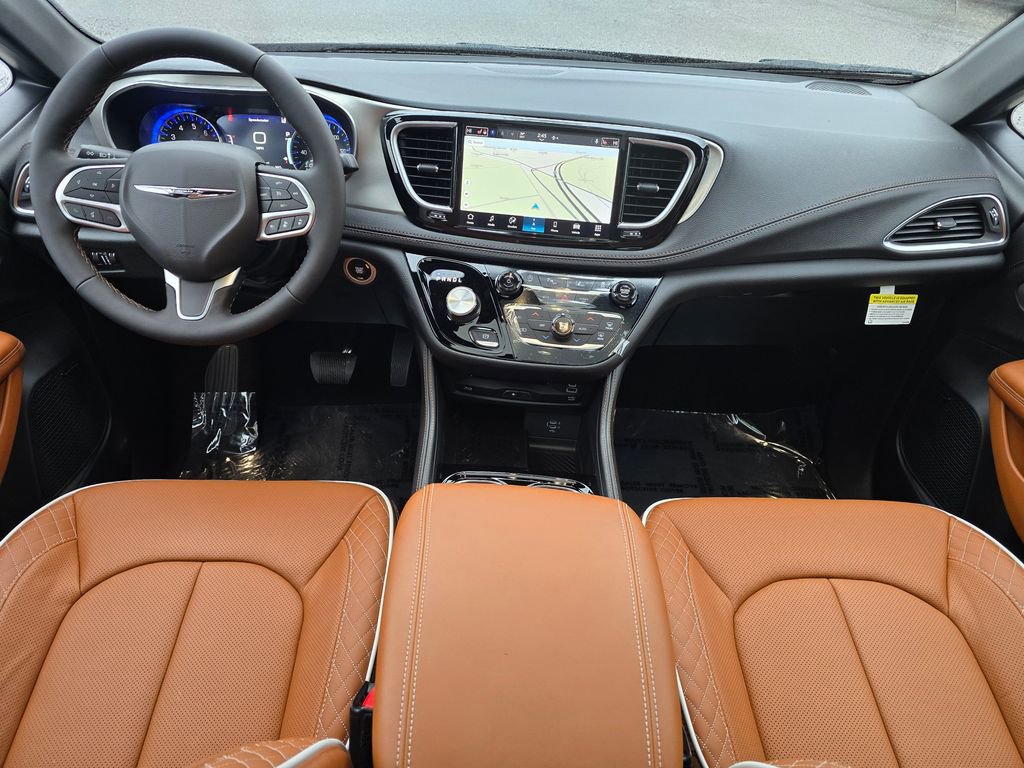 New 2026 Chrysler Pacifica Pinnacle image 5