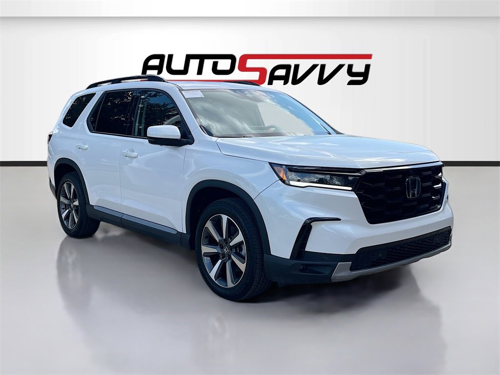 Used 2024 Honda Pilot Elite image 1