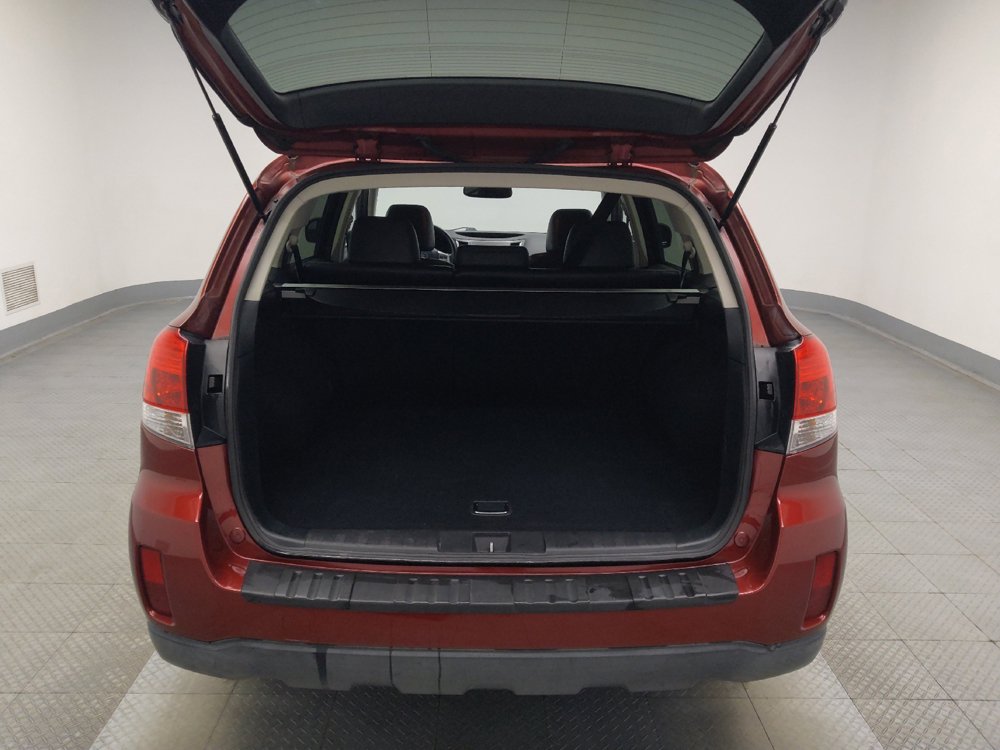 Used 2014 Subaru Outback 2.5i Limited w/ Moonroof Package AWD/4WD image 29