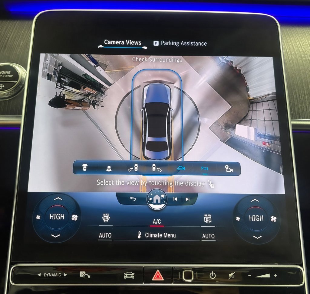 Used 2022 Mercedes-Benz S 580 4MATIC Sedan w/ AMG Line Package image 24