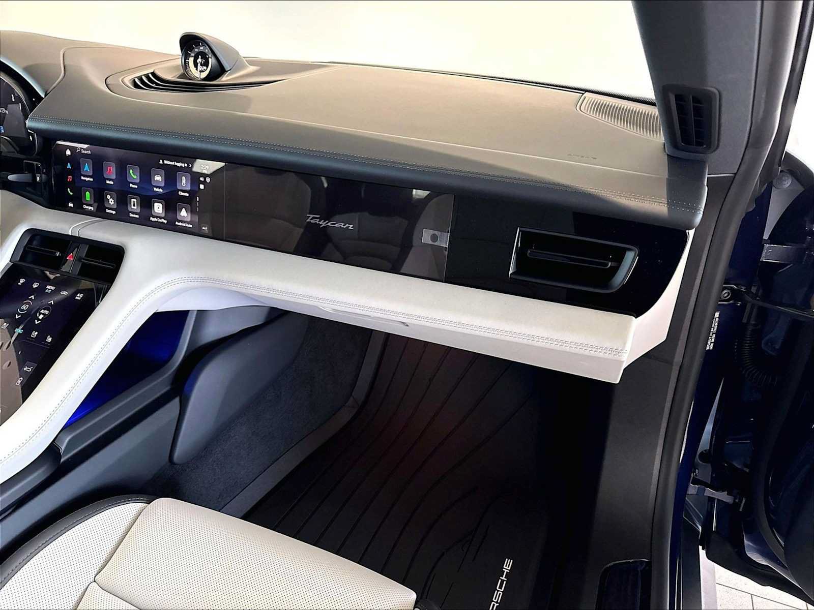 New 2026 Porsche Taycan AWD/4WD image 21