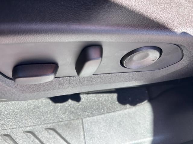 New 2026 GMC Canyon Denali AWD/4WD image 17