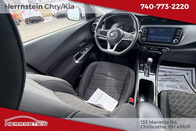 Used 2021 Nissan Kicks SV image 10
