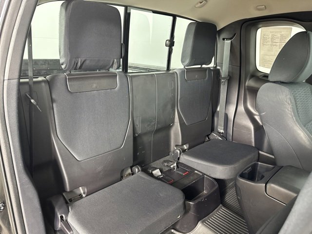 Used 2018 Toyota Tacoma SR5 image 28