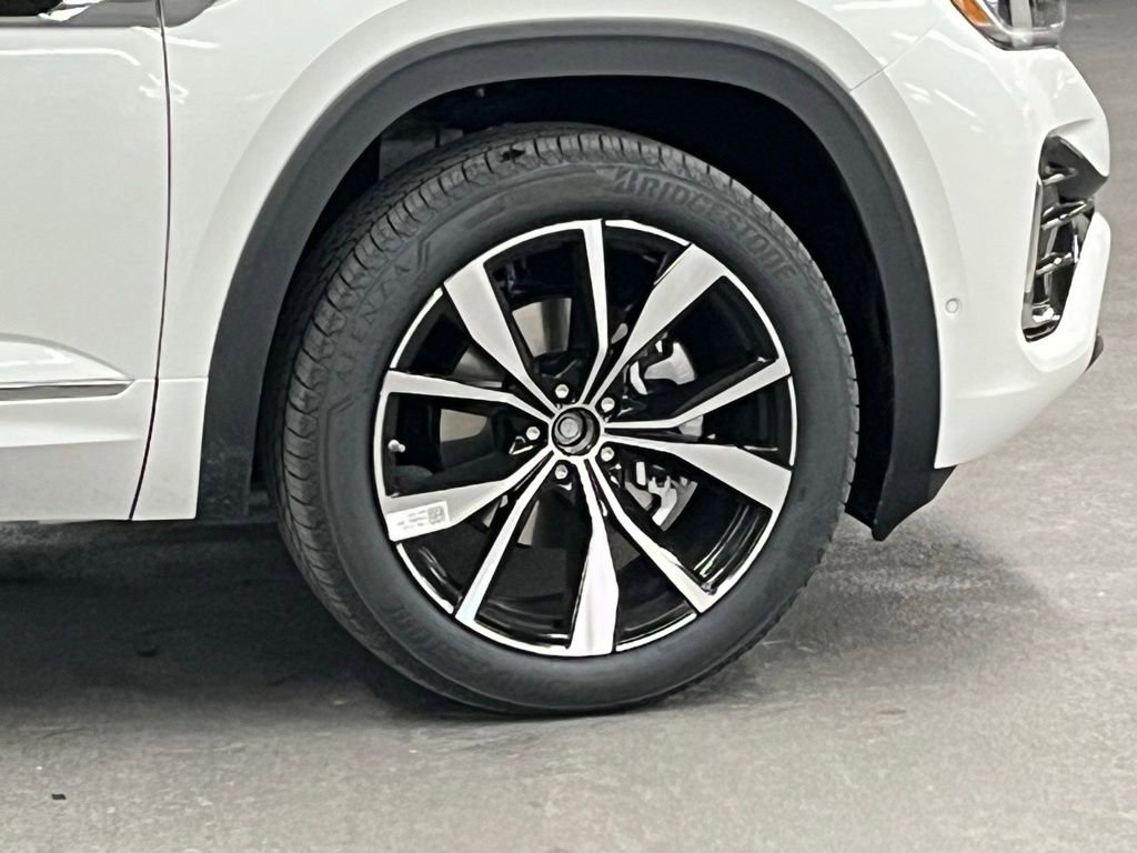 New 2026 Volkswagen Atlas SEL Premium R-Line image 32